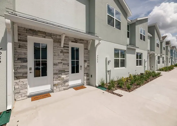 8005 Elegant Villa 5 Min To Disney Magic
